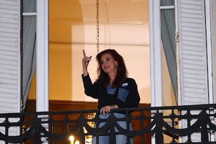Cristina Kirchner cumple condena en su domicilio de la calle San José