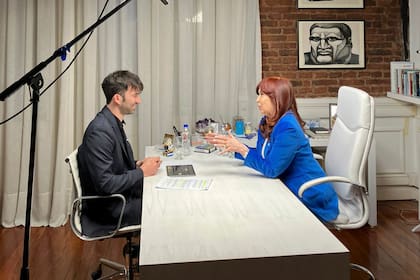 Cristina Kirchner dialogó con el canal de streaming Gelatina