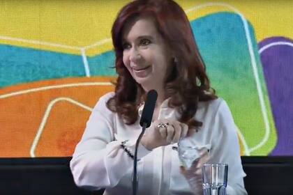 Cristina Kirchner el comienzo de la presentación