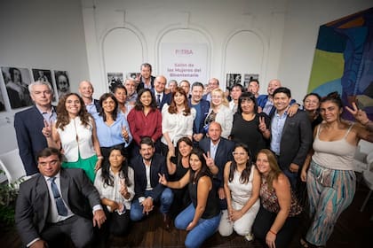 Cristina Kirchner, con representantes del PJ jujeño, en el Instituto Patria