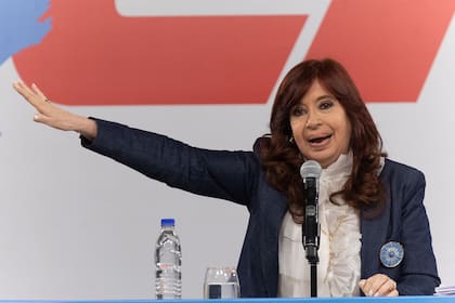 Cristina Kirchner, en el acto de la CTA donde cuestionó el "festival de importaciones"