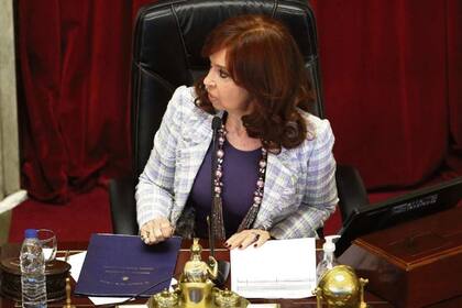 Cristina Kirchner encabezó ayer la deliberación en la Cámara alta