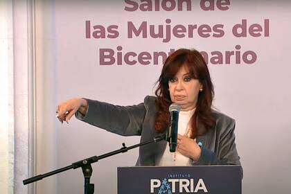 Cristina Kirchner habla desde el Instituto Patria, el martes