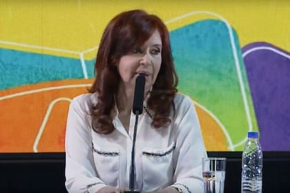 Cristina Kirchner presenta su libro en la sala &quot;Jorge Luis Borges&quot;