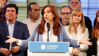Cristina Kirchner en 2017, cuando reconoció la derrota de Unidad Ciudadana en la provincia de Buenos Aires