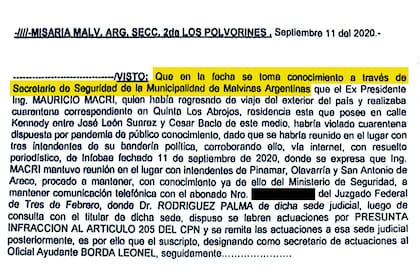 Cristina Kirchner retuiteó un comunicado del PJ que afirmó que el allanamiento a Mauricio Macri fue un "montaje" y argumentó que no era cierto que el caso lo hubiera promovido la Municipalidad de Malvinas Argentinas. La denuncia policial sugiere lo contrario