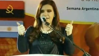 Cristina Kirchner viajó a Angola en mayo de 2012