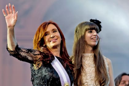 Cristina Kirchner viajará por octava vez en el año a Cuba a ver a su hija Florencia