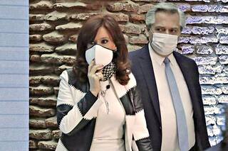 Quiénes son los funcionarios cercanos a Fernández apuntados por la vicepresidenta