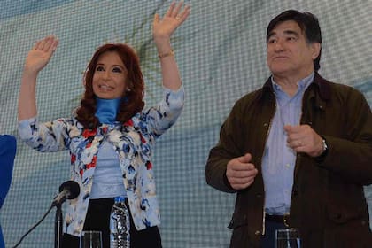 La vicepresidenta Cristina Kirchner junto al procurador del tesoro Carlos Zannini
