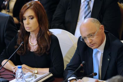 Cristina Kirchner y Héctor Timerman comparten abogada y piden revisión de sus procesamientos en la denuncia de Nisman
