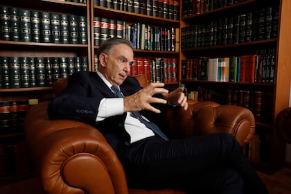 “Cristina Kirchner y Máximo se autoexcluyeron”, asegura el exsenador