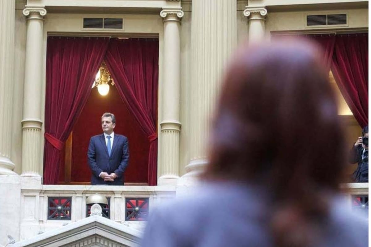 Cristina Kirchner y Sergio Massa, en la Asamblea Legislativa para ratificar los dos candidatos del balotaje 2023