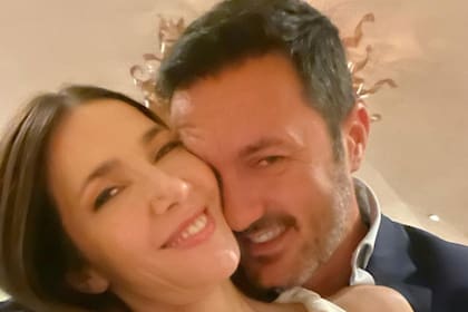 Cristina Pérez y Luis Petri llevan dos años de noviazgo y hoy conviven la mayor parte de la semana en el piso que la periodista tiene en Puerto Madero