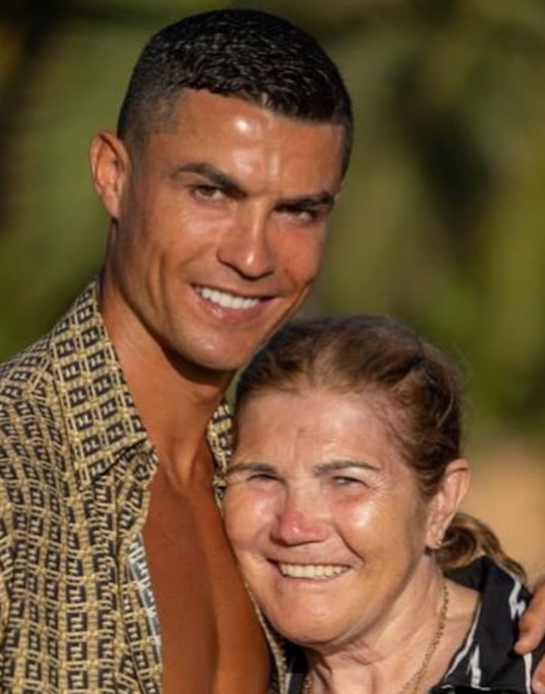 Cristino Ronaldo y su madre, María Dolores dos Santos Aveiro