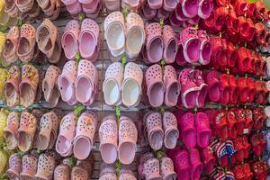 Crocs;