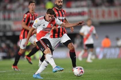 Cruzado de derecha; tercero de Álvarez para el 3-1