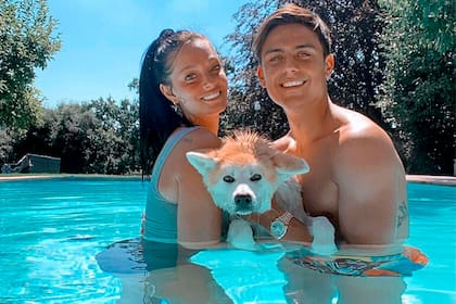 Cuál es la raza de los perros de Dybala y Oriana