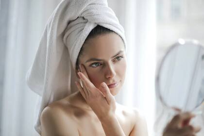 Cuál es la vitamina que ayuda a combatir el acné (Foto Pexels)