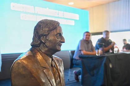 Cuál fue el destino del busto de Néstor Kirchner que sacaron de la sede de Anses