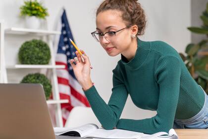 Cuáles son los documentos necesarios para solicitar un permiso de trabajo EAD ante el Uscis