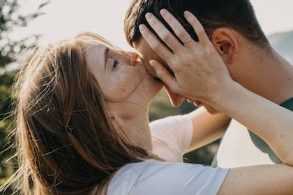 Cuáles son los signos que requieren más cariño y contacto físico