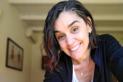 "...cuando dejé de pelearme con la muerte y pude mirarla de frente y caminar sintiendo fuerte su presencia, fui capaz de decirle que sí a la vida entera y abrir los brazos para recibirla con todo lo que viene”.