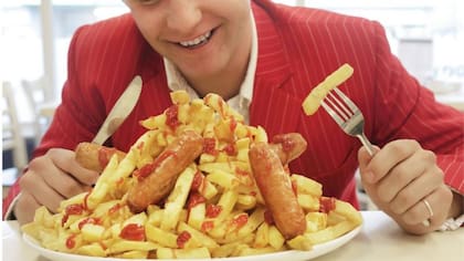 Cuando el estómago se estira por una comida muy abundante es posible tener hipo (FOTO: GETTY)