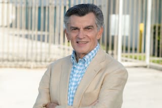 Es argentino, a los 64 años se fue a Miami y creó un negocio que deja una renta del 10% al año