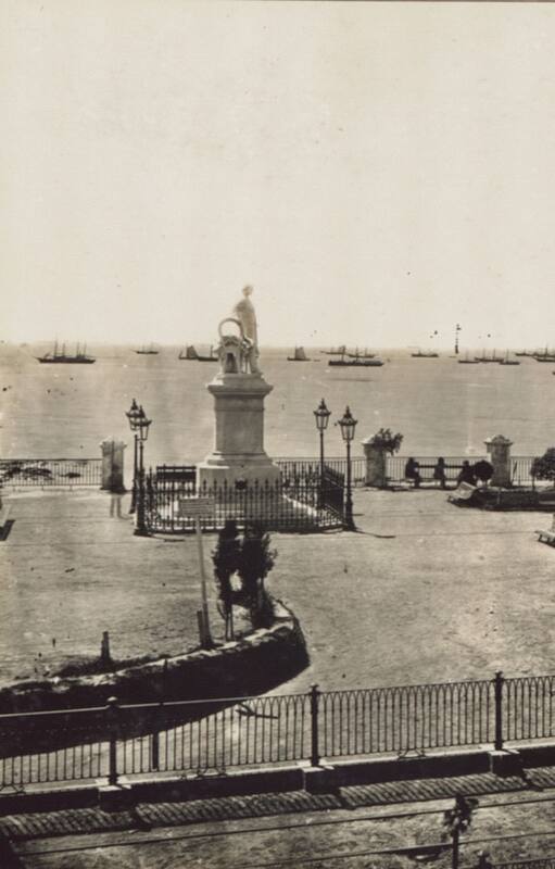 Cuando el monumento a Mazzini se emplazó, el río llegaba hasta la actual calle Bouchard.