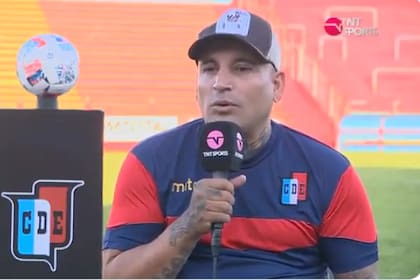 Cuando era DT de Español, Carlos Javier Torres violó a una futbolista de 15 años; cumple tras las rejas una condena de 9 años