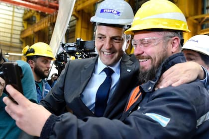 Cuando era ministro de Economía, Sergio Massa visitó Impsa.