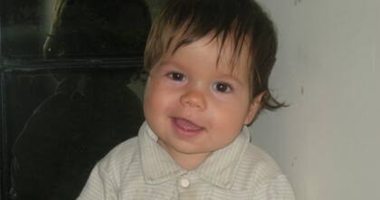 “Cuando escuchamos el diagnóstico entramos como en un lugar oscuro, aterrador, frio, donde el dolor te marca los huesos. Creo que lloré todos los días durante meses", dijo María Marta, la mamá de Felipe.