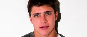 Heredero de una dinastía política, se consolida como cantante: “Amo la música desde que tengo memoria”