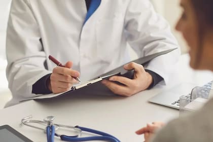 Cuando las tasas de vacunación disminuyen, las primeras en aparecer son enfermedades más contagiosas