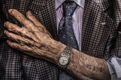 "Cuando me tatuaron un número en mi brazo izquierdo, eso fue lo que me convertí: un número"