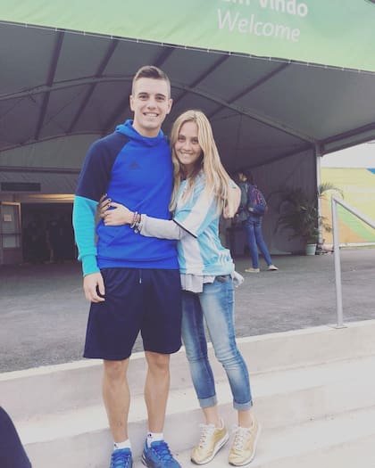 Cuando se conocieron, Lo Celso jugaba en Rosario Central y Alcácer cursaba sus estudios de kinesiología (Foto: Instagram)