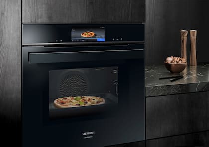 Cuando termines de usar el horno, apagálo de inmediato. Este simple hábito garantiza seguridad y evita preocupaciones innecesarias