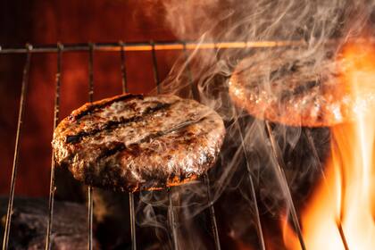 Cuánto cuesta comprar carne molida para hamburguesas en EE.UU.