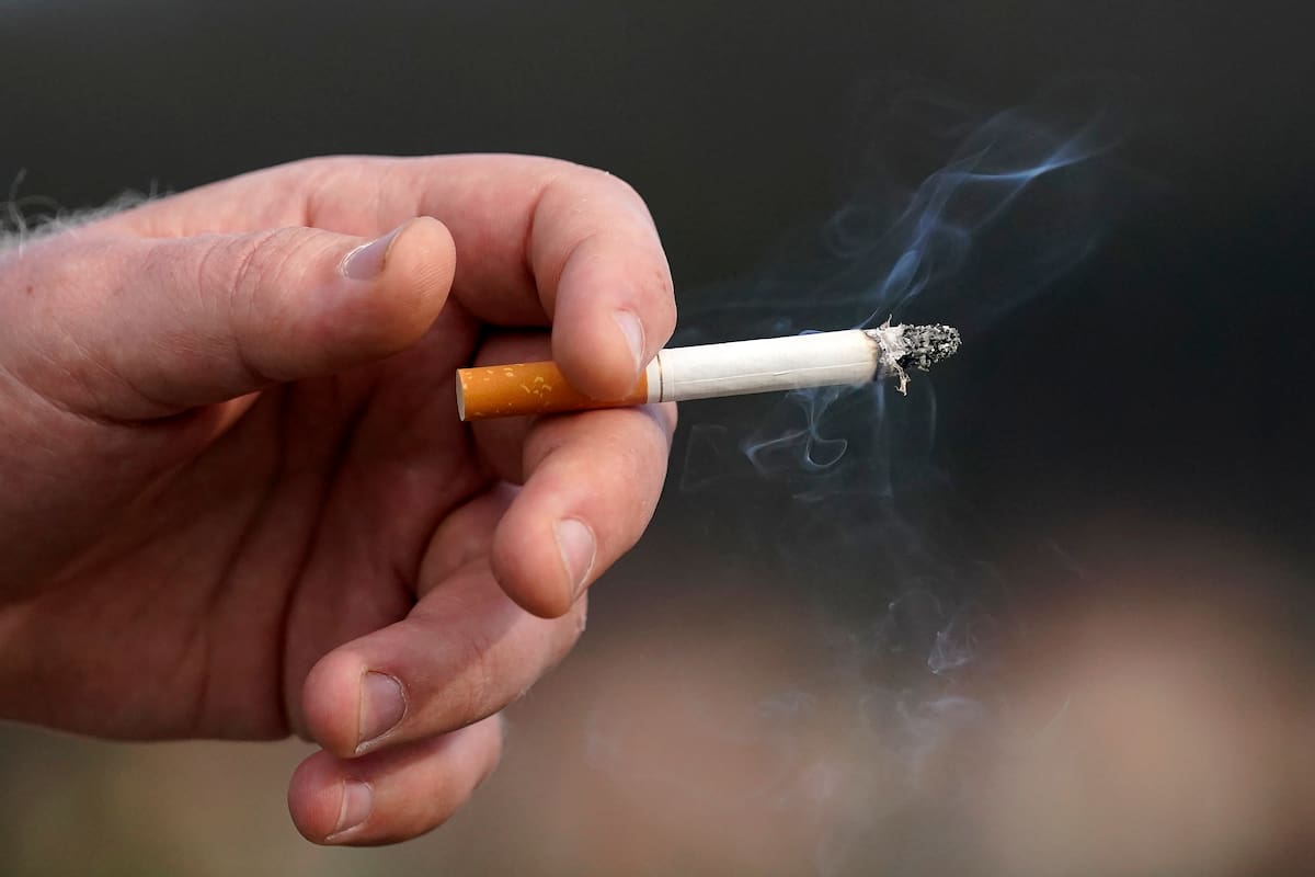 Cuánto tiempo de vida se pierde por cada cigarrillo