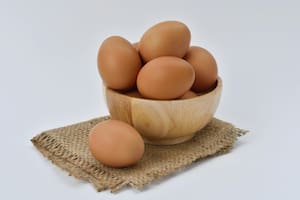 Los huevos crudos o cocidos: cuánto duran, dónde guardarlos y lo que hay que saber