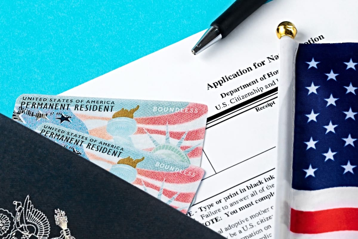 Atualização: Quanto tempo leva para um imigrante ter um green card para solicitar a cidadania em 2026