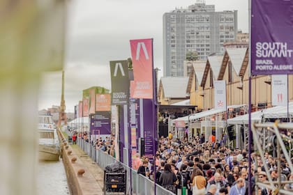 Cuarta edición del South Summit Brasil, evento coorganizado por IE University