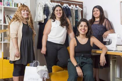 Cuarteto creativo. Victoria Reynoso, Yamila Cabrera, Flavia Zea y Vanesa Lara