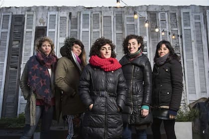 Cuatro actrices y una directora