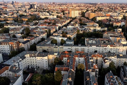 Cuatro de cada cinco berlineses alquila una vivienda ante la imposibilidad de acceder a un inmueble propio (AP Foto/Michael Sohn, archivo)