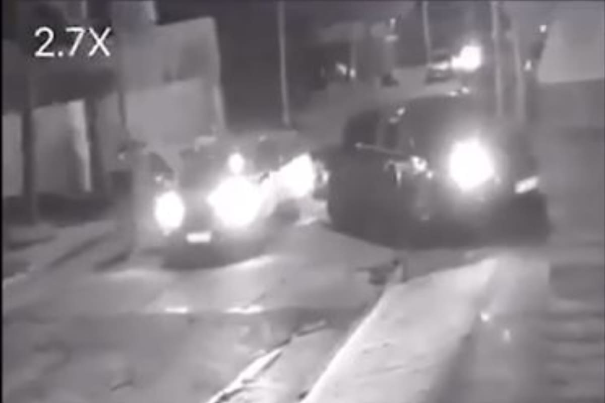 Cuatro delincuentes armados se bajaron de un auto y comenzaron a los tiros en un intento de entradera en Castelar