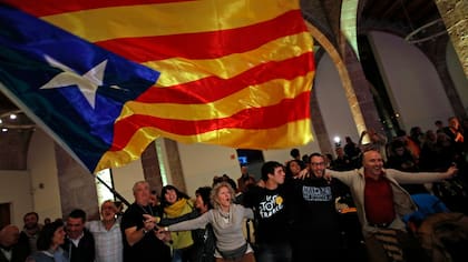 El de Cataluña es uno de los principales desafíos para el reinado de Felipe