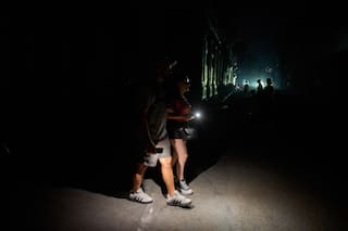 Cuba recupera parte de su interconexión eléctrica tras apagón nacional