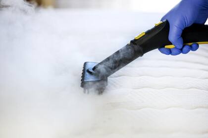 Cuidar de su colchón es clave para tener buenas rutinas de descanso (Foto: iStock)